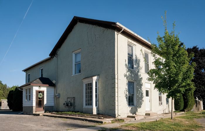 Gorgeous renovated-5 min to Main St-BBQ-Firepit-Free Sandbanks pass-Pac Man game