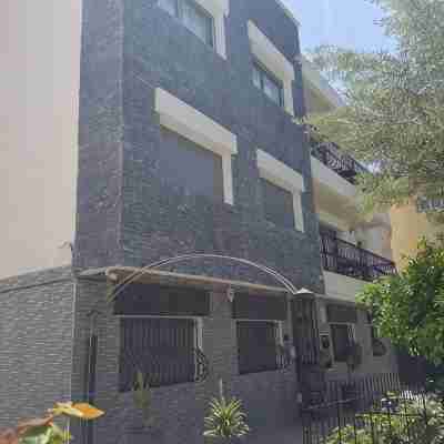 Large and beautiful 2 rooms new modern with air conditioning wifi and satelite Hotel Exterior
