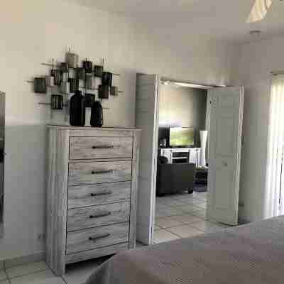 3 Bedroom  Condo on 7 Mile Beach : Beach is Back !! Rooms