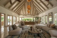 ATTRACTIVE RATES JUST REMODELED  - Near Beach 4 BD Amazing Golf View Villa - Gym