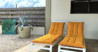 Sunny Palm Beach Villa - 3 min from beach - 2-Star