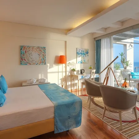 Tropical Hotel