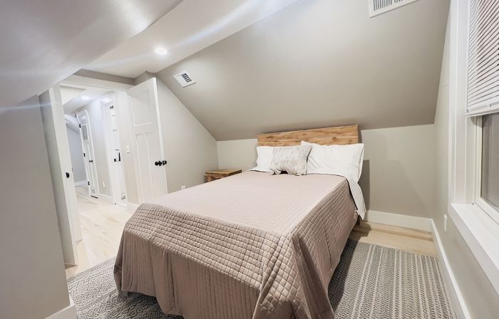 Luxury New-built - Beautiful 3 bedrooms+2 bathrooms Montclair Home