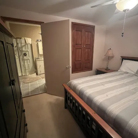 Apartment in the HEART of Ellicottville Village!