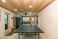 私密湖畔度假船屋，可游泳、垂釣，非常適合家庭活動 - Wi-Fi