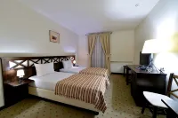 Hotel Gradina Morii - 3-Star