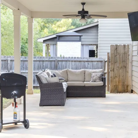 4 bedroom/3 bath home with bonus spaces close to everything you need or want!