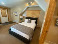 Quiet location in "Swiss community" near Park City - balcony