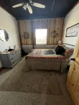 Countryside Inn, Located 9 mi. from the Ark Encounter-Fire pit and Barn games🐮🐮 -  Privatzimmer