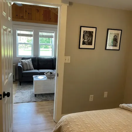 Cozy MaineStay Cottage #1 Hampden/Bangor