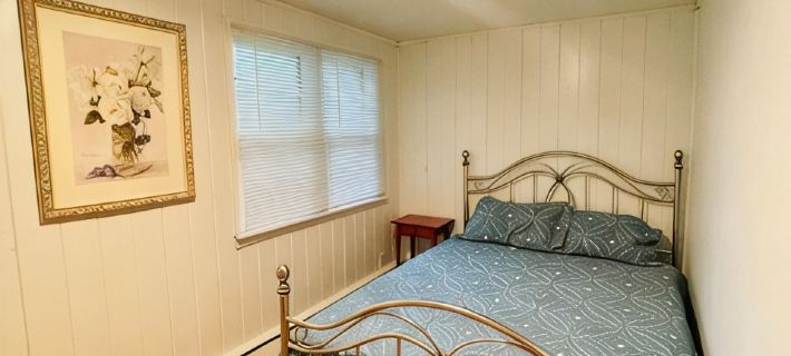 1 acre lake front 4 bedroom home on Buffalo Lake close to Downtown shops. ライトのホテル