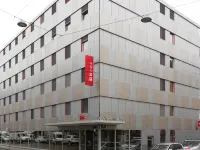 Ibis Genève Centre Lac Hoteles cerca de Reloj de flores