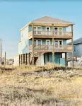 New Build! Beach Front Luxury House w/Ocean Views & Breeze - 비치