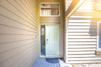 Private 3Br/2BA Territory Home Nestled in the Trees - Stonecrest - 4 estrellas