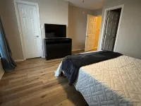 Texas Tech Modern Condo Prime Location - Walk to Ttu Campus, Broadway & Downtown - 陽台