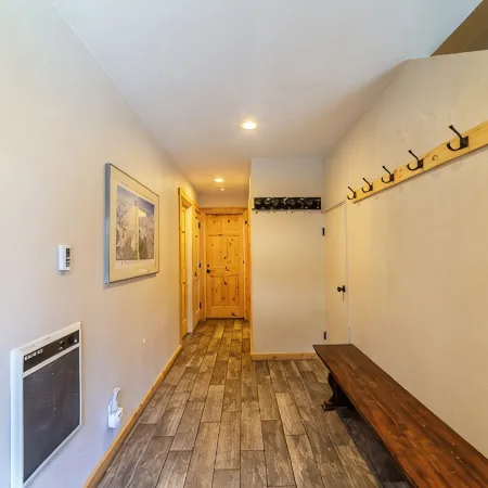 Fully Remodeled 2Bed + Loft, 3Bath 1,857sf  Mammoth Condo