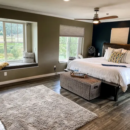 Newly remodeled riverside location a stroll from all which Pagosa has to offer!