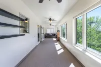 Springville Welcome Home: spacious 5-bedroom house in delightful Springville - Wi-Fi
