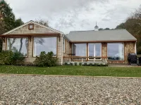 Cape Code Waterfront Cottage - 4-Star