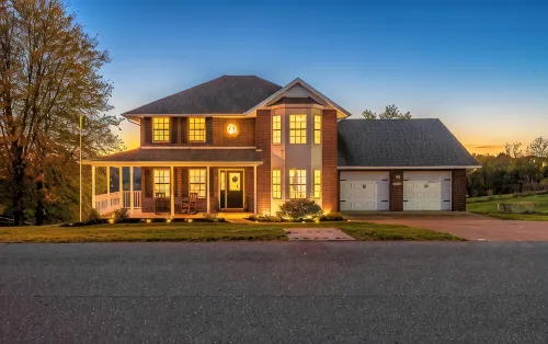 ROSELAWN RETREAT: Firepit, Gameroom, Views! Huge Gorgeous home 5 mins to the Ark - 4つ星