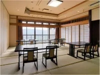 原鶴温泉 ビューホテル平成 - 駐車場