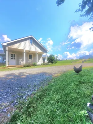 Lunar Loft, with Mountain Views - 4-Star