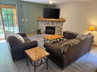 New! the Happy Traveler - Cabin at Starved Rock State Park - Chalets