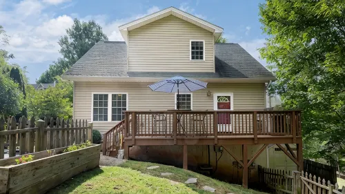 River Mist Retreat 5 minutes to Downtown Asheville - Wifi
