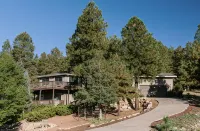 Family Flagstaff Retreat  Sleeps 12 Mountain Views  EV Charger  Near Nau with AC - Balkon
