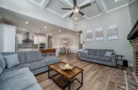 The Athens Escape - Minutes from UGA! Go Dawgs! - 4-Star