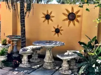 A Sunflower Stop Backpackers - parking