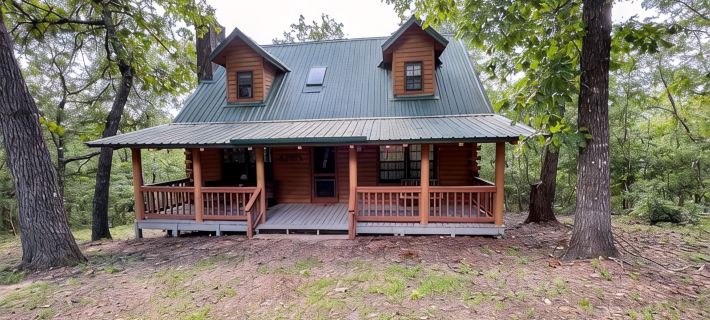 Spend Labor Day at Happy’s Hideaway- Fiber Wifi and Hot Tub - Callaway Gardens Hotels in Harris County