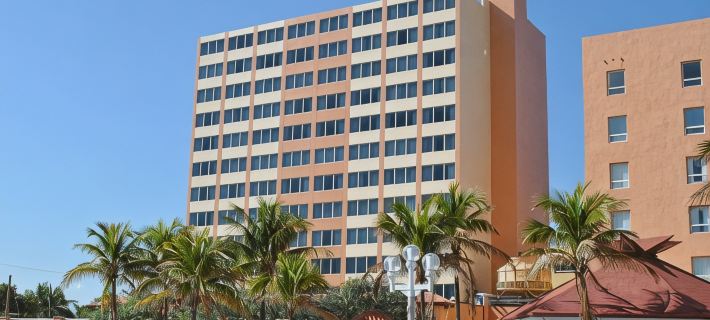 Hollywood Beach Tower Hotels in Hollywood