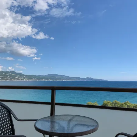 Hotel Flisvos