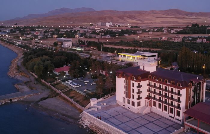 Ramada by Wyndham Van