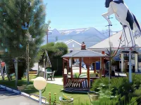 Redwood Motel - Motels