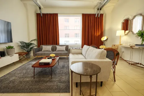 Glamorous Old Hollywood DTLA Condo, 360 Degree Rooftop Pool & Free Parking - spa