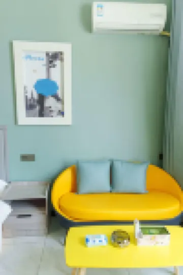 Yaqi Homestay (Nanfeng Plaza Jinxuan Branch)