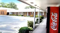 Monticello Inn - Monticello, Indiana Hotels in Monon Township