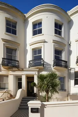 Lansdowne House Hove Hotels in Hove