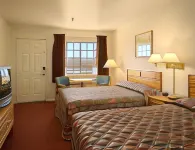 Upper Lake Inn & Suites Hotels in Upper Lake