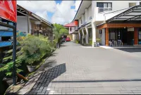 RedDoorz Near Sam Ratulangi Airport Manado