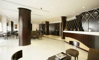 Savoy Suites Hotel Apartment - Newly Renovated