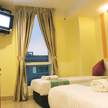 Sun Inns Hotel Puchong Hotels near Kinrara Metta Buddhist Society