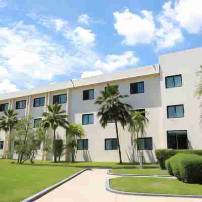 Fiesta Royale Hotel Hotel Exterior