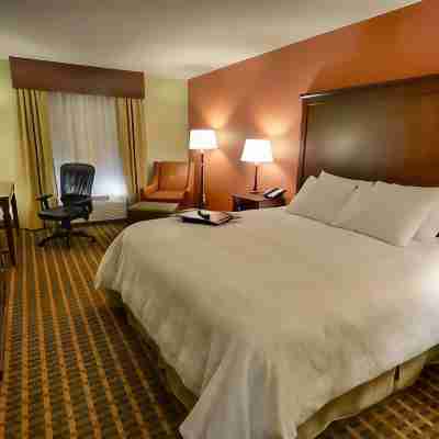 Hampton Inn & Suites Tifton Rooms