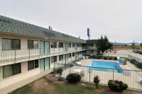 Travelodge by Wyndham Raton Hôtels à : Raton