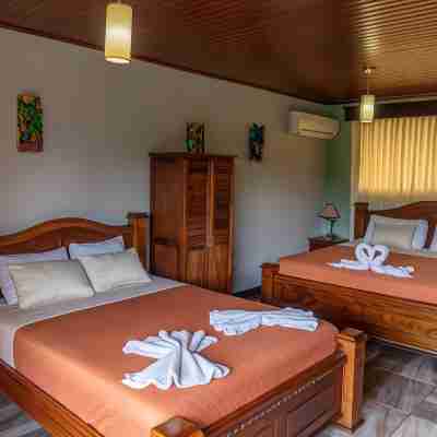 Hotel Margarita and Tour Operator Drake Bay Rooms