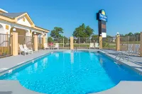 Days Inn & Suites by Wyndham Osceola AR Hotels in Osceola