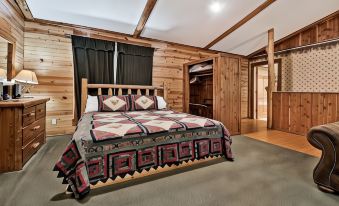 Lake Forest Luxury Log Cabins - Housity